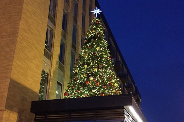 City Market at O’s Christmas tree at O and 8th streets NW